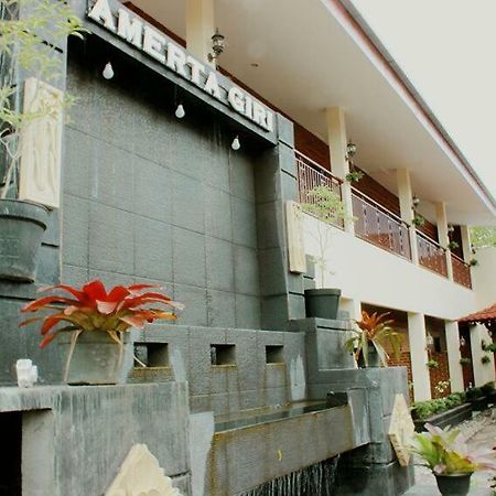 Amerta Giri Guest House Wonosobo Ngoại thất bức ảnh